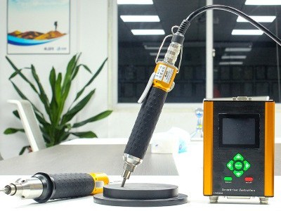 伺服電批加上機(jī)器人視覺(jué)，究竟是什么效果？-堅(jiān)豐股份