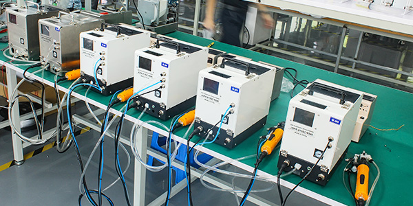 全自動鎖螺絲機(jī)廠家哪家好，選堅(jiān)豐電子